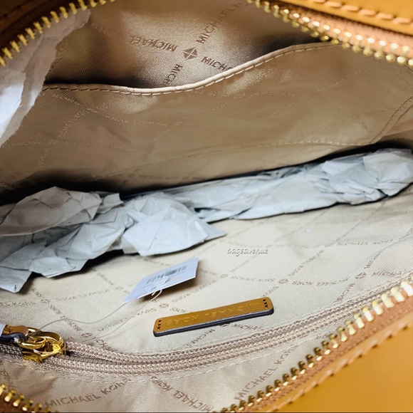 Large NS Crossbody michael kors Connie vanilla - Picture 7 of 8